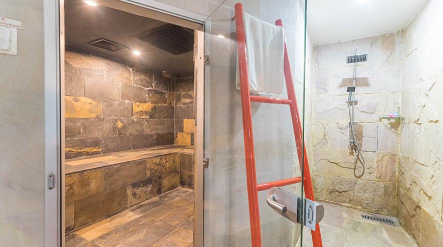 Sunset Beach Spa sauna world